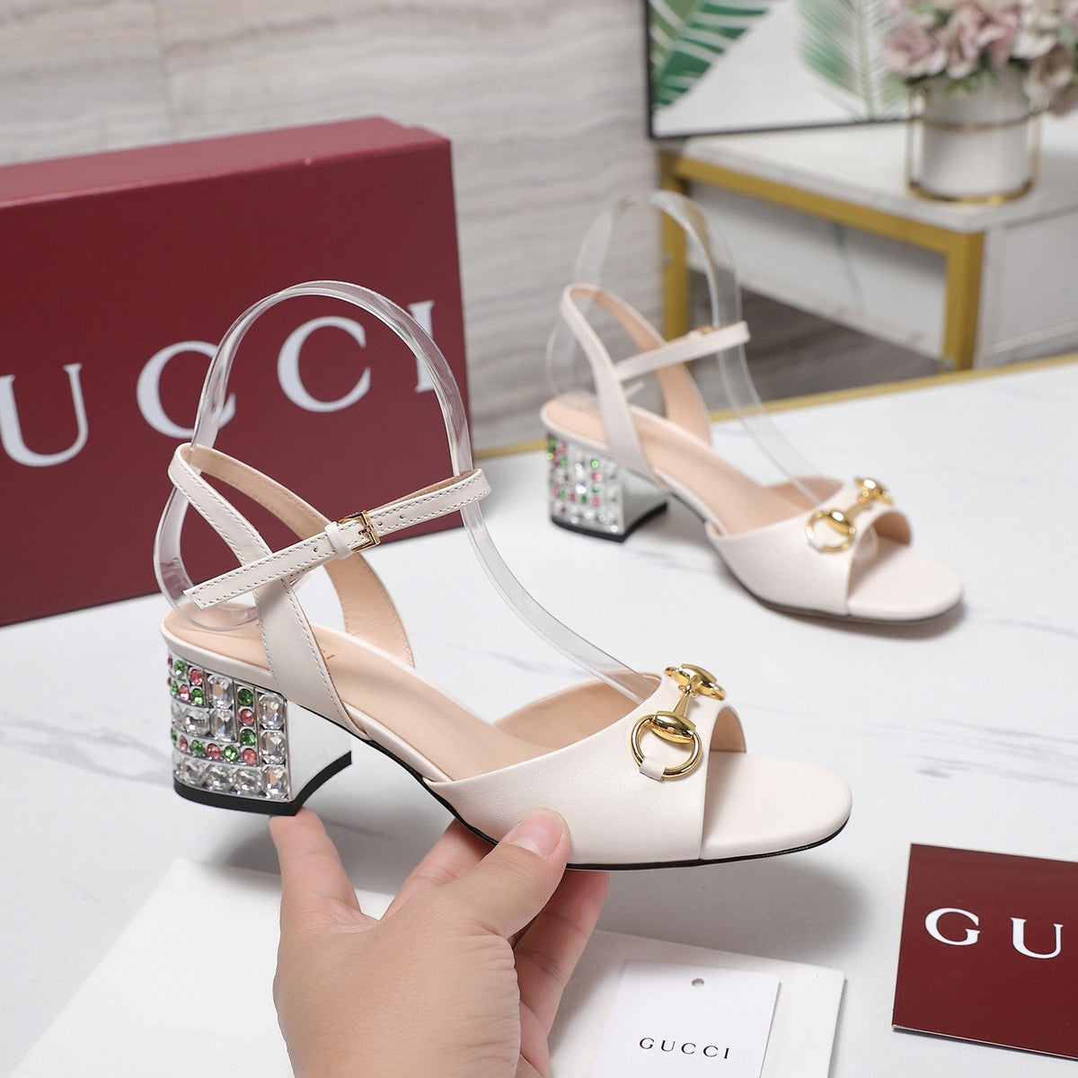 GG 26ss Sandals 55 White Beige Sheepskin 601094