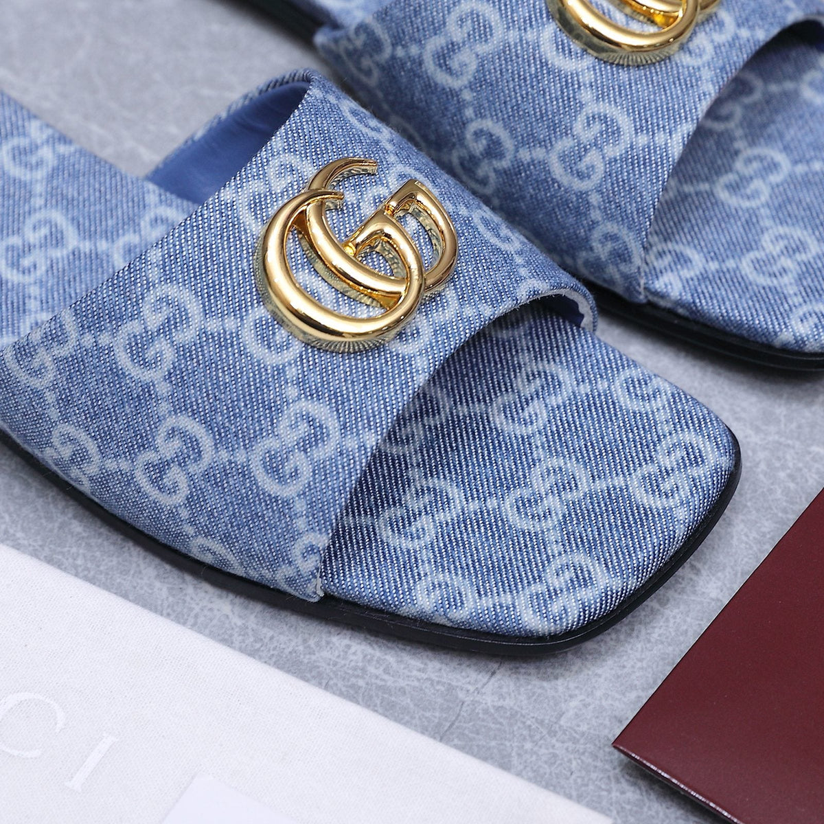 Gucci 2026 Slipper The Signature GG Monogram Canvas Leather 758570