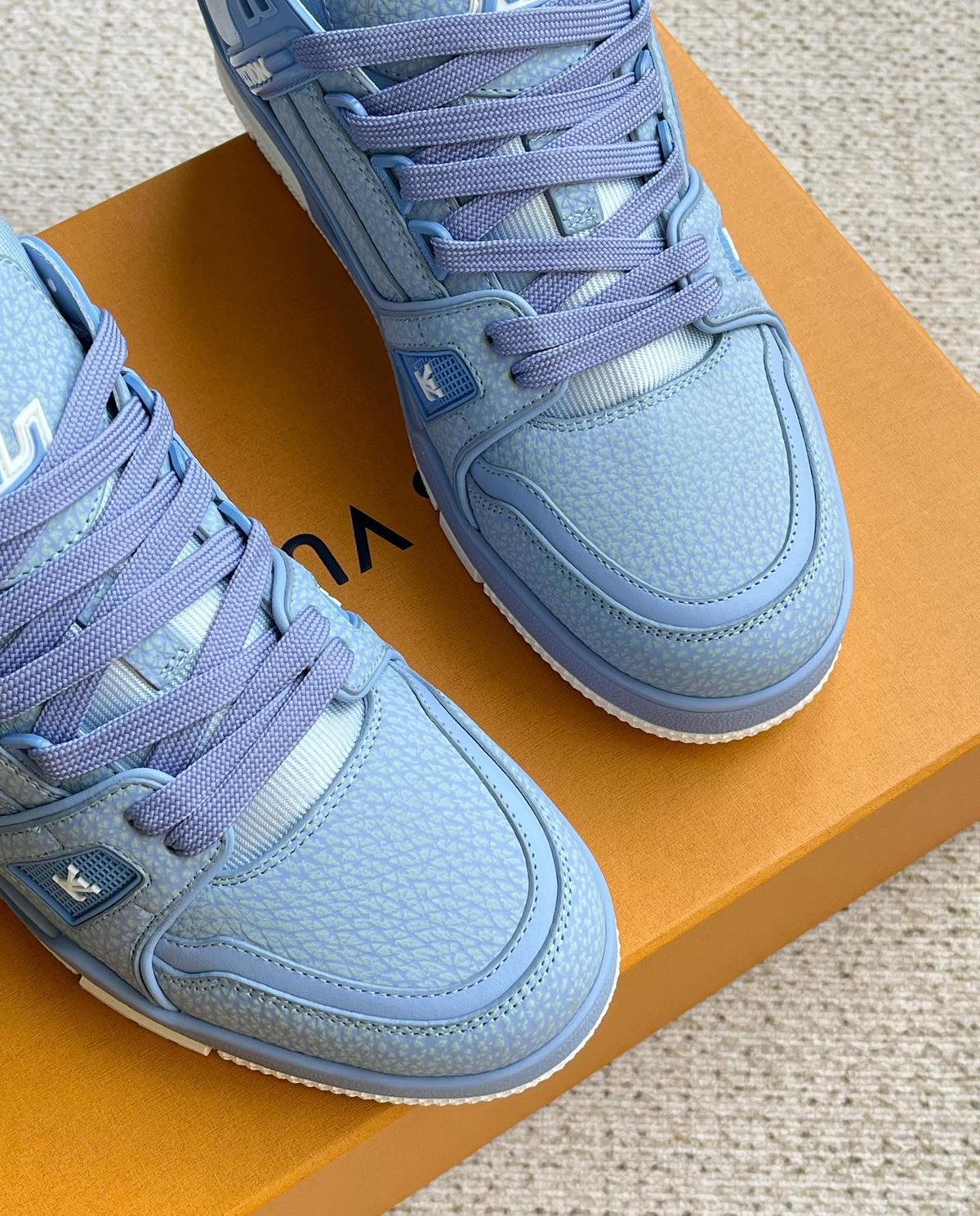 LV TRAINER SHOES SAPPHIRE BLUE GRAINED CALFSKIN