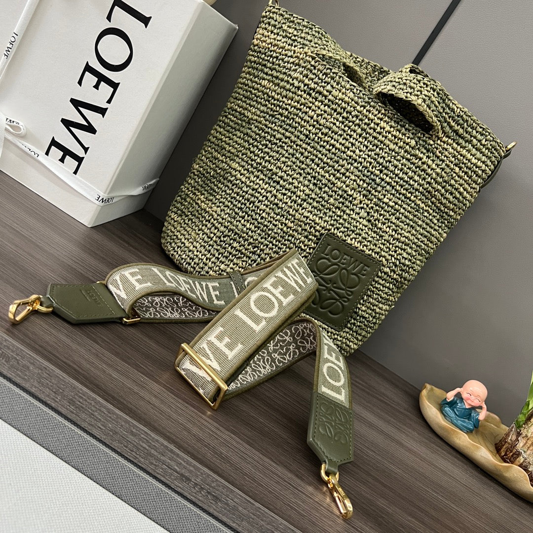 Loewe Slit Handbag Tea Green Raffia Cowhide 254114