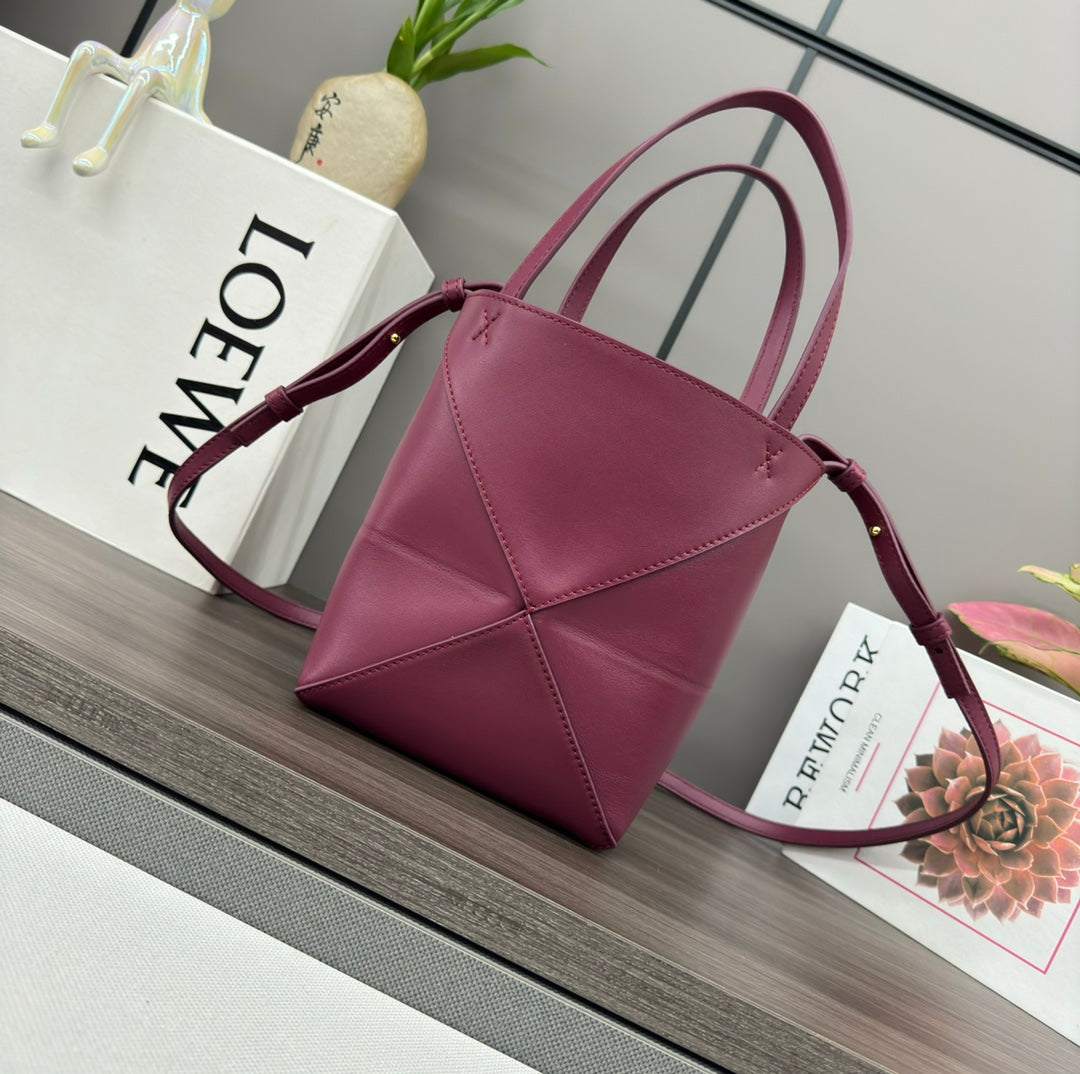 Loewe Puzzle Fold Handbag Crimson Cowhide 254374