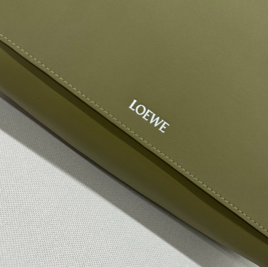 Loewe Flamenco Satchel Messenger 34cm Bag Green Cowhide canvas 253910