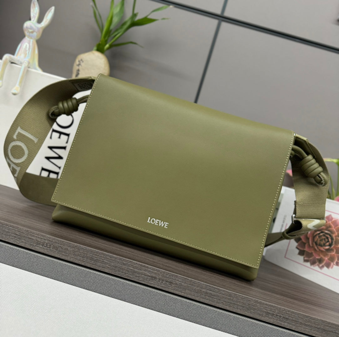 Loewe Flamenco Satchel Messenger 34cm Bag Green Cowhide canvas 253910