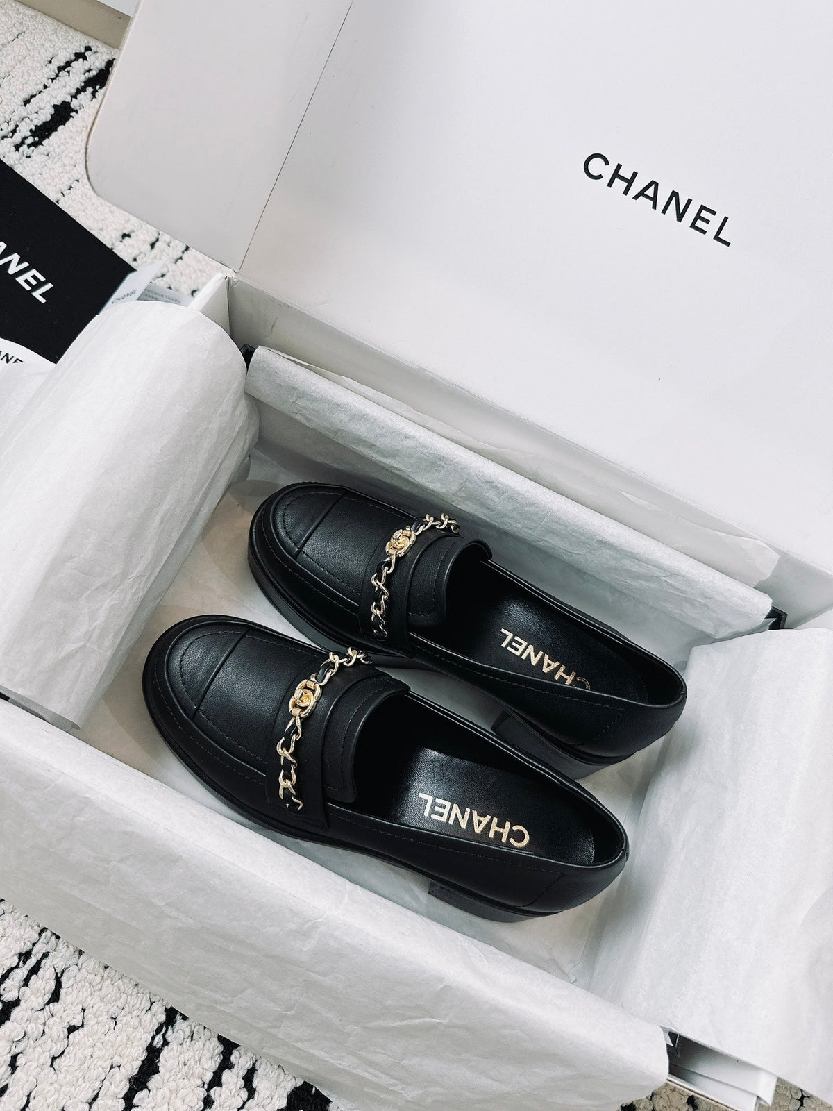 CC Moccasins 55mm In Black Lambskin With Chain  144479