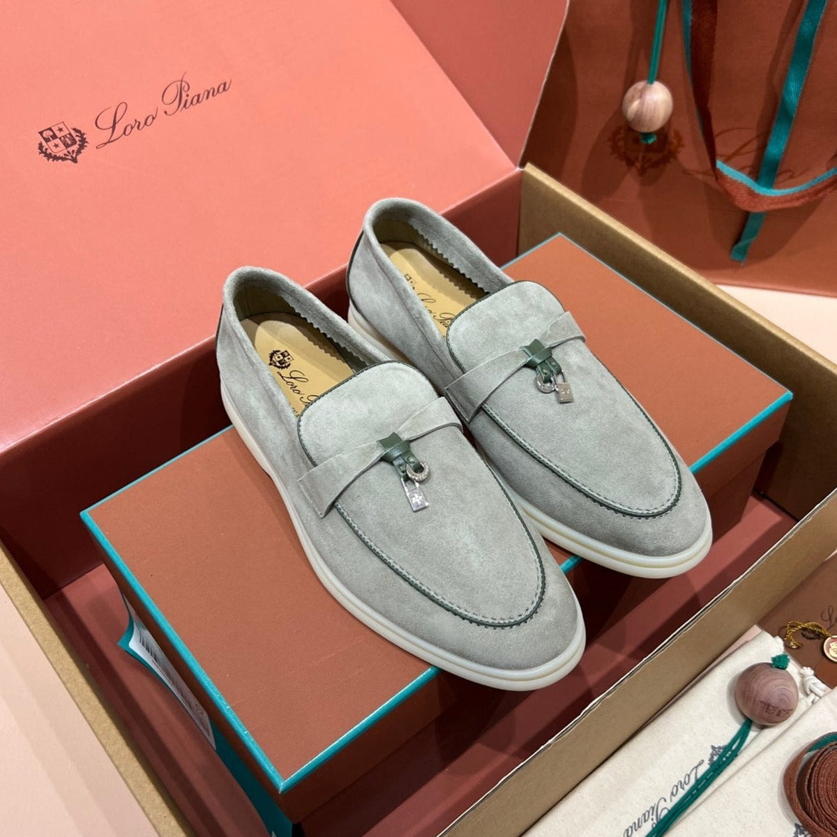 lp summer charm walk loafer dark grey khaki suede