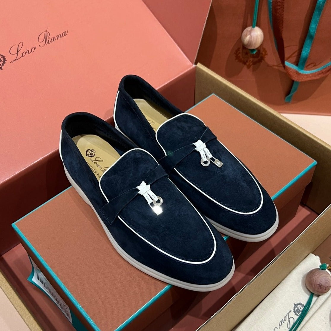 lp summer charm walk loafer dark blue white suede