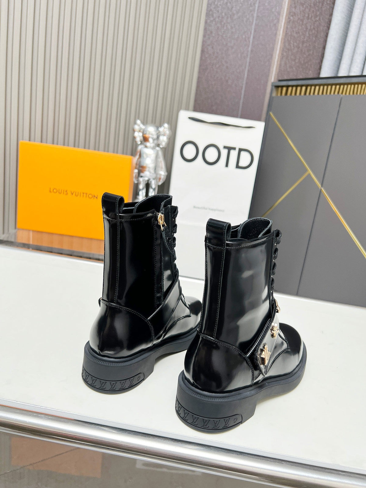 LV Citizen Boots Glossy Black Calfskin