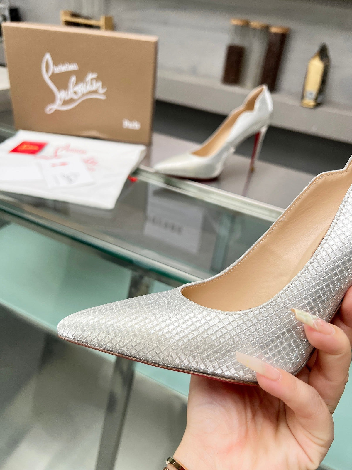 CL Hot Chick Pumps 100mm Sequin Fabric Silver