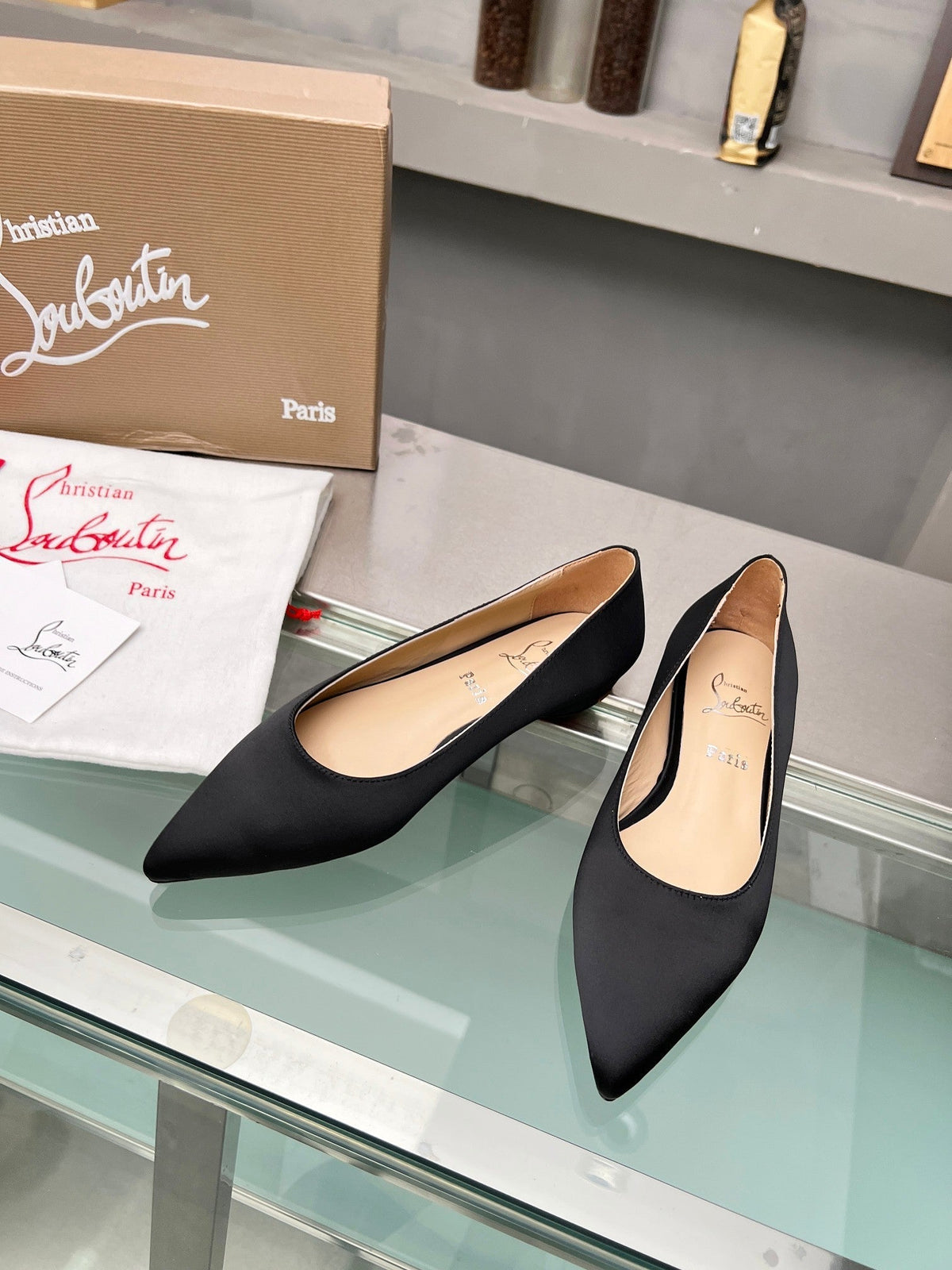 CL Kate Ballerina Flats Crepe Satin Black