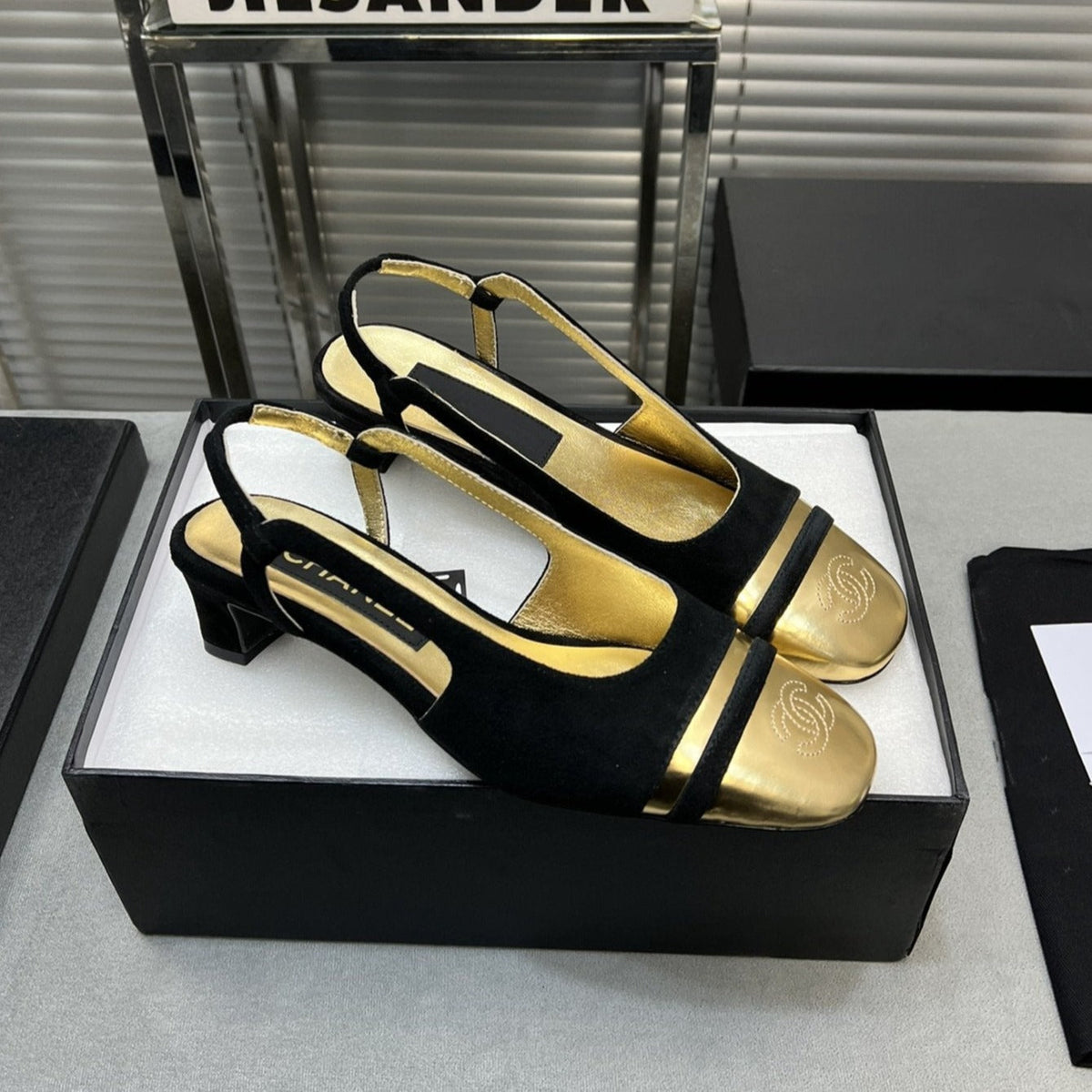 slingback black suede gold metalic lambskin square toe 5.0