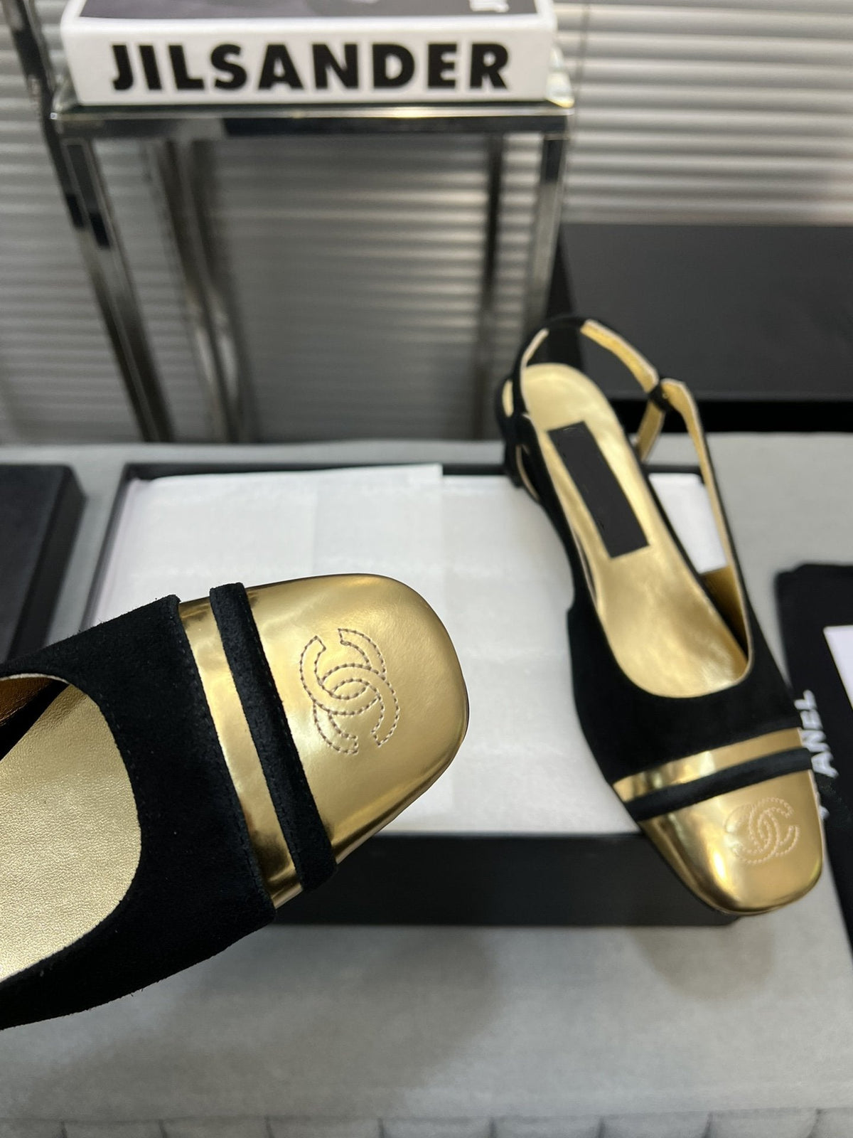 slingback black suede gold metalic lambskin square toe 5.0