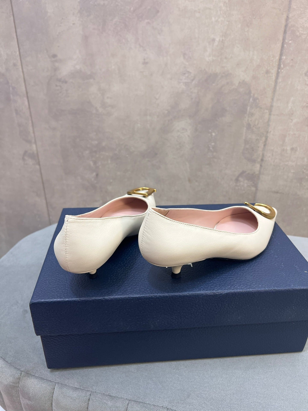 CD 26 High-Heeled 40 Pumps White Cowhide 594575