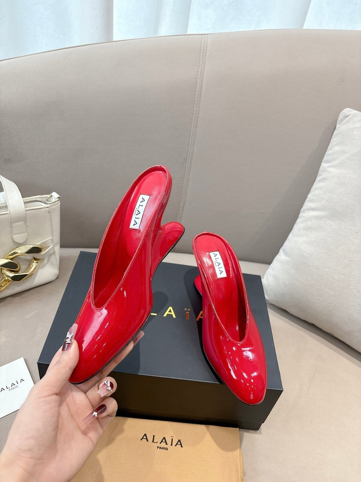 Alaia 25 Curve Wedge Mules Red Lambskin 293556