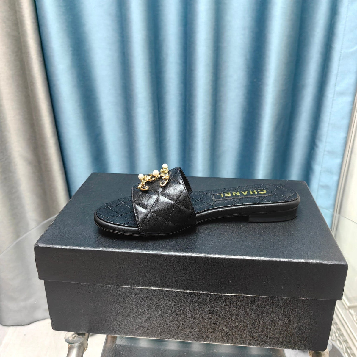 mule sandal quilted black calfskin mop