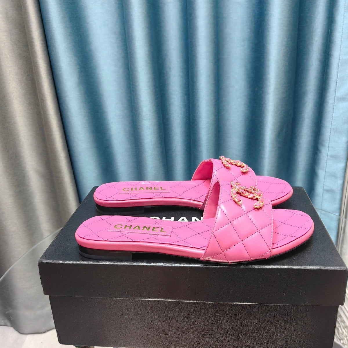 mule sandal quilted dark pink calfskin