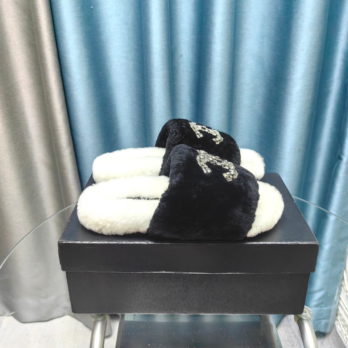 CC Slippers Black Mix White With Logo Fleece