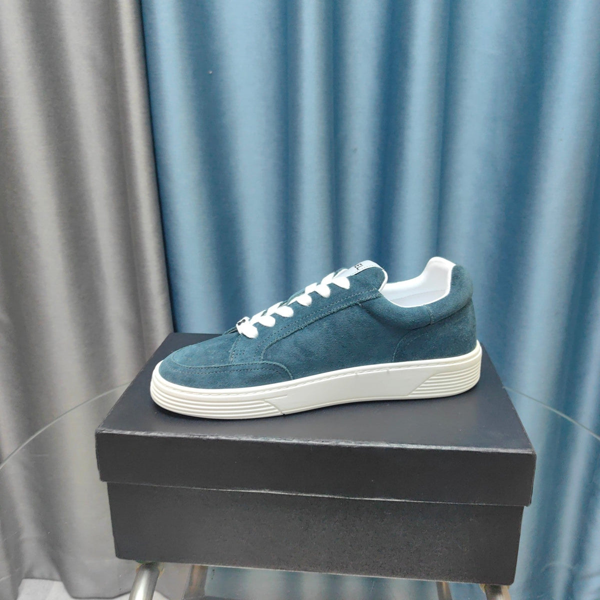 CC Sneaker Aquamarin Suede