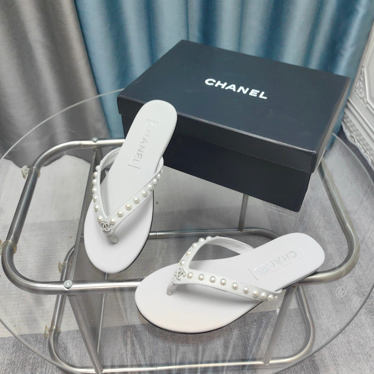 CC Thong White Calfskin Pearl