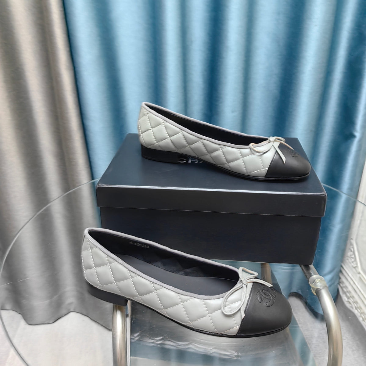 CC 25P Ballet Flat Grey Black Calfskin
