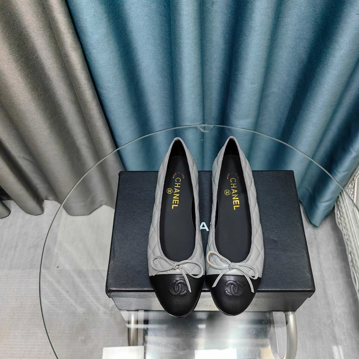 CC 25P Ballet Flat Grey Black Calfskin