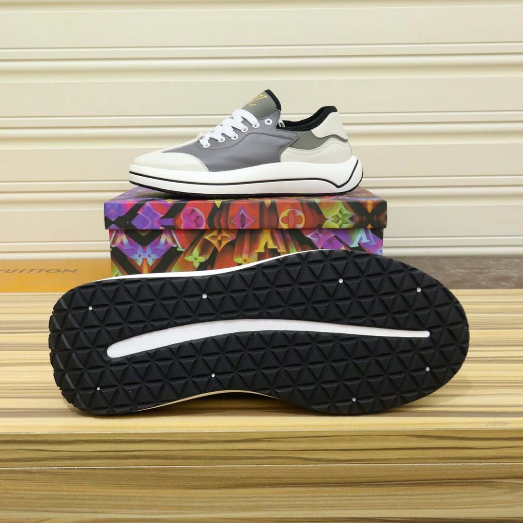 LV SNEAKER WHITE IVORY MIX GREY CALFSKIN