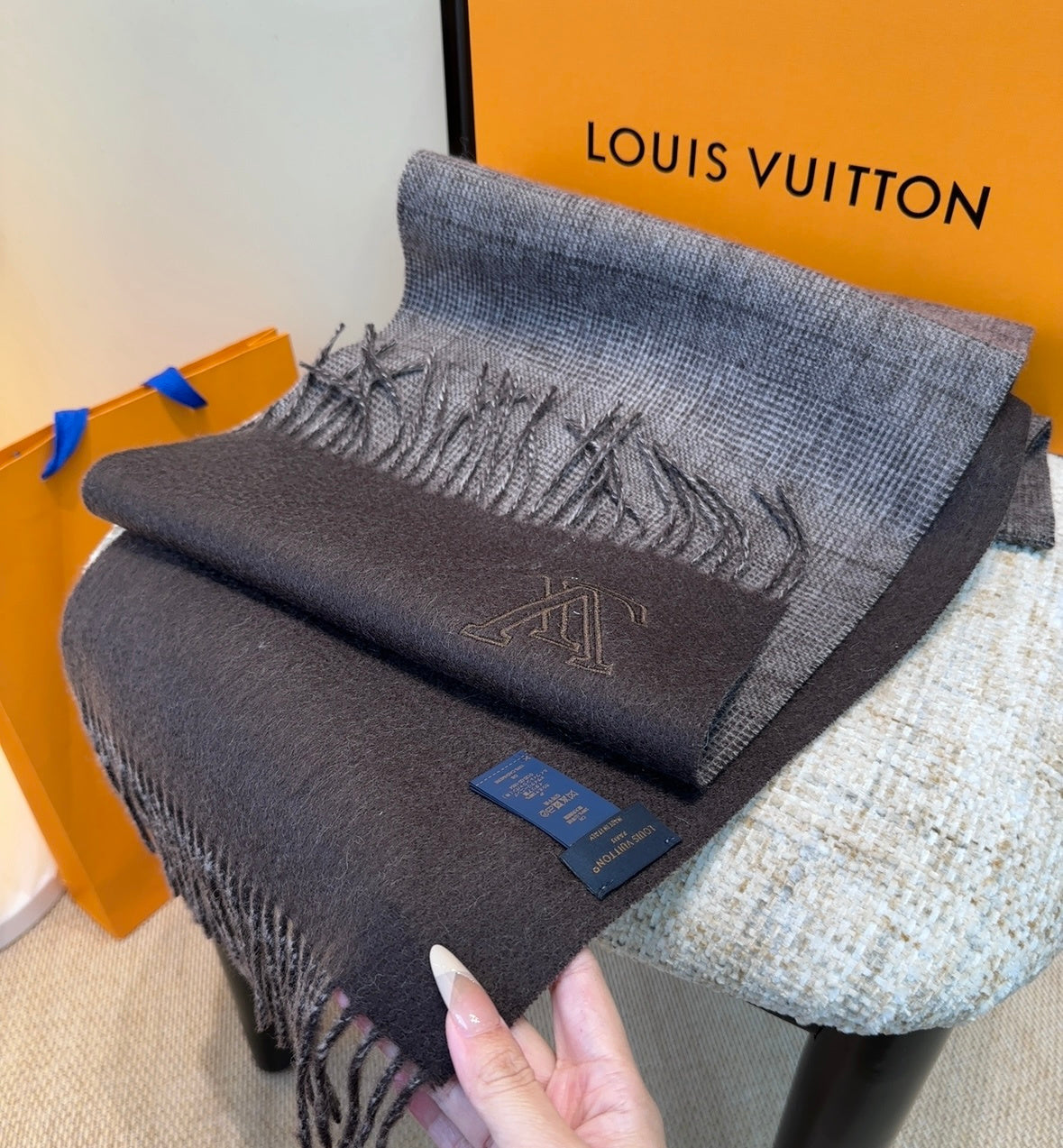LV Scarf 180cm Dark Gray Wool Cashmere 976956