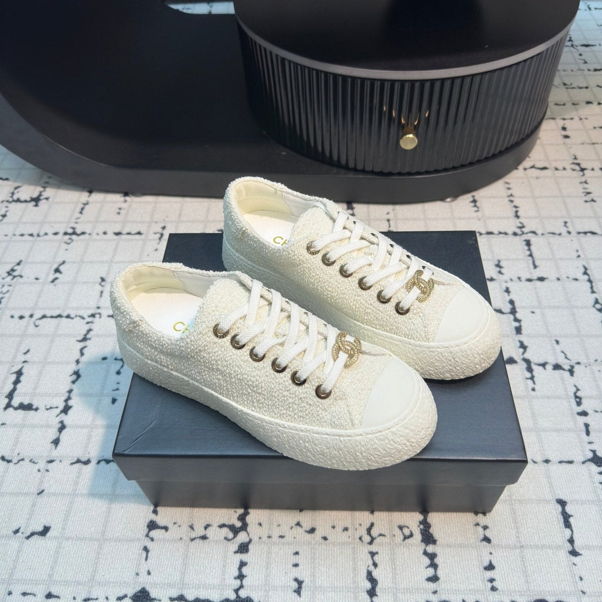 CC Low Sneaker 30mm White Tweed Fabric