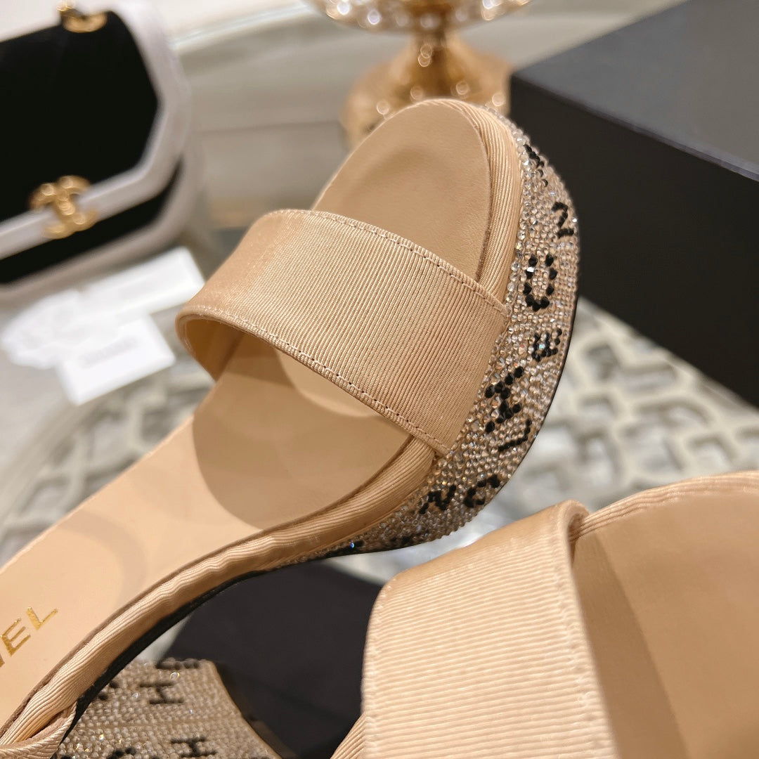 CC 25C 10CM Mid Heed Sandals Cream Fabric 213326
