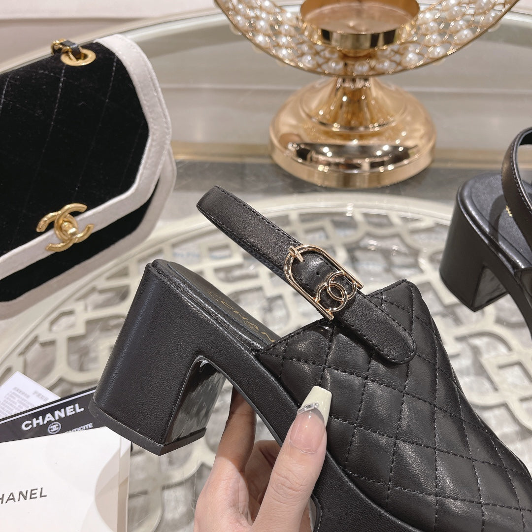 platform sandal 85 black quilted calfskin