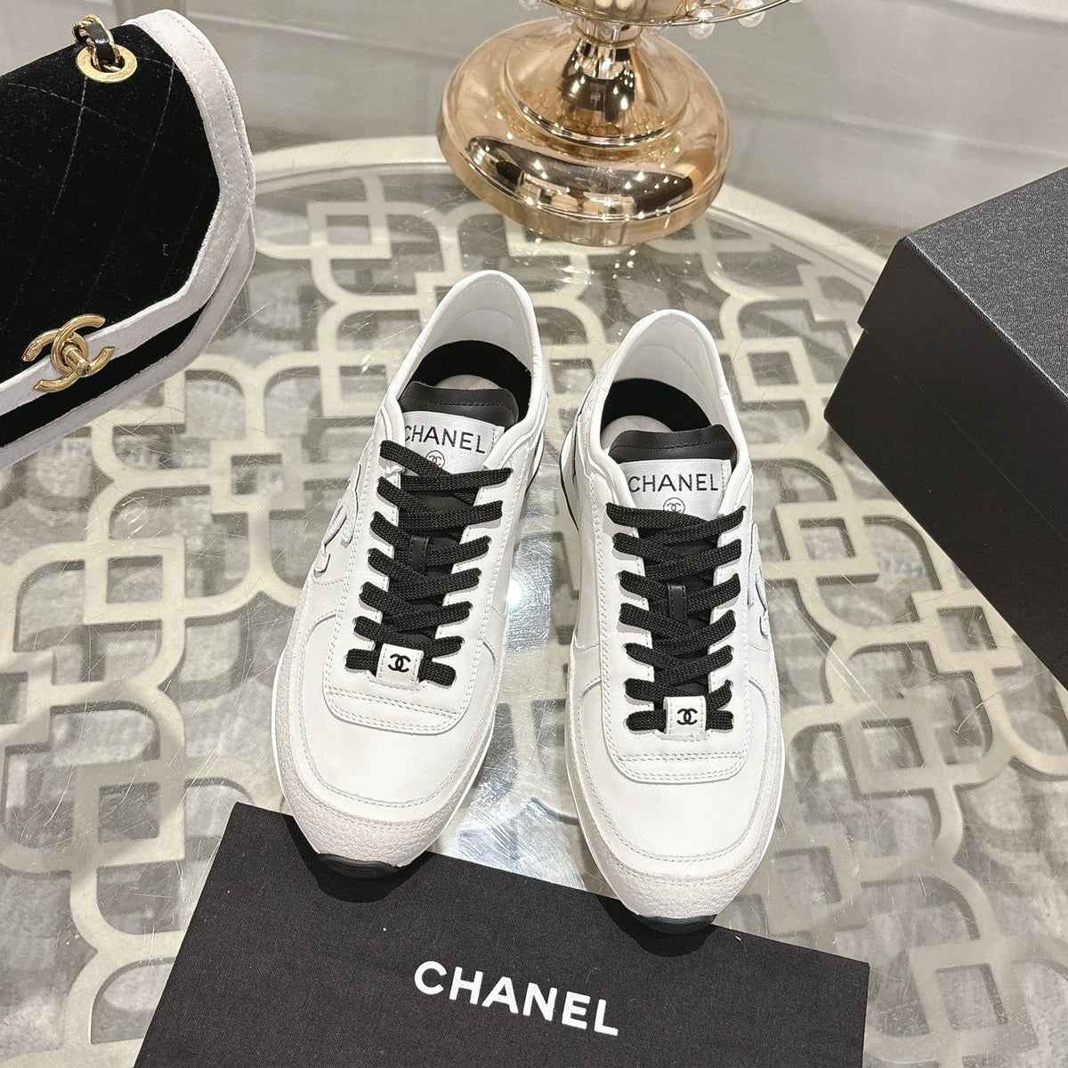 CC 25C Traines White Calfskin & Suede 213314