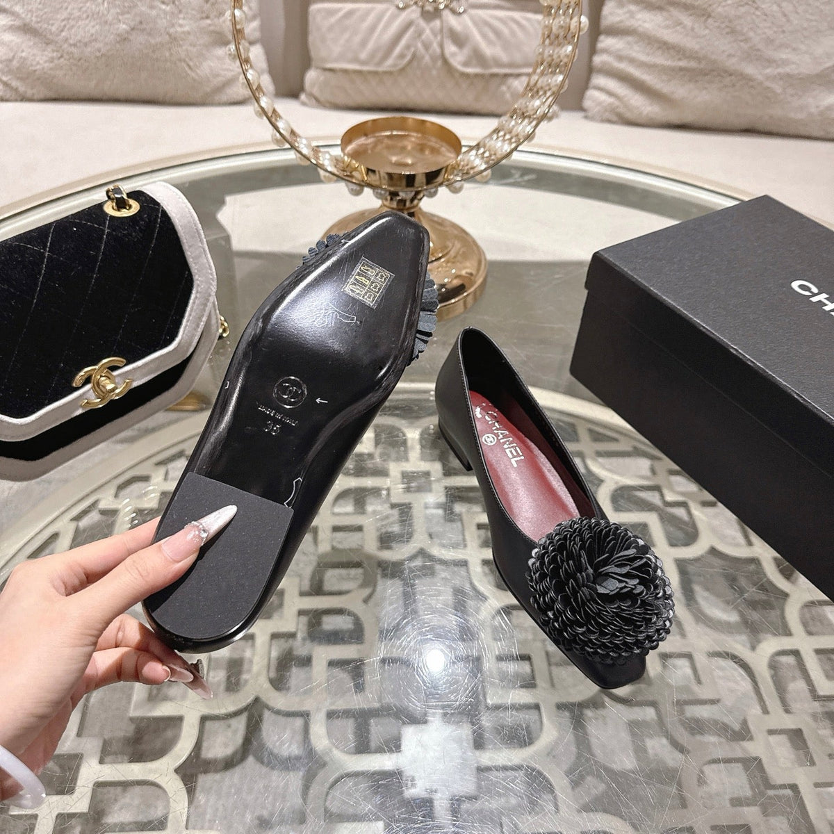 CC 26s Floral Ballet Flats Black Sheepskin 627023