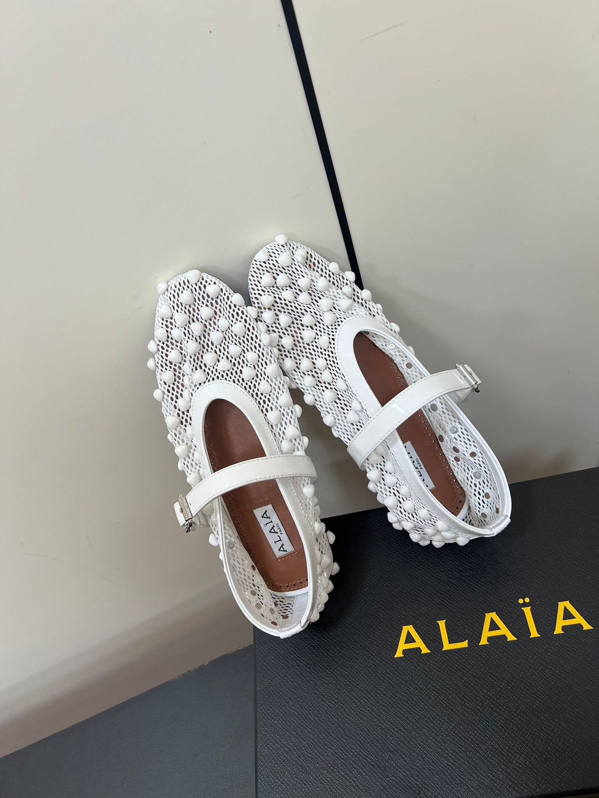 Alaila Ballet Flats With Studs On Fishnet In White 975751