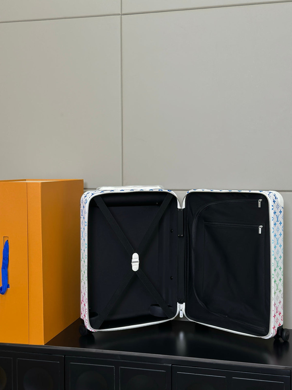 LV 2025 Horizon 55 Suitcase White Mix Colors Canvas Leather 273841