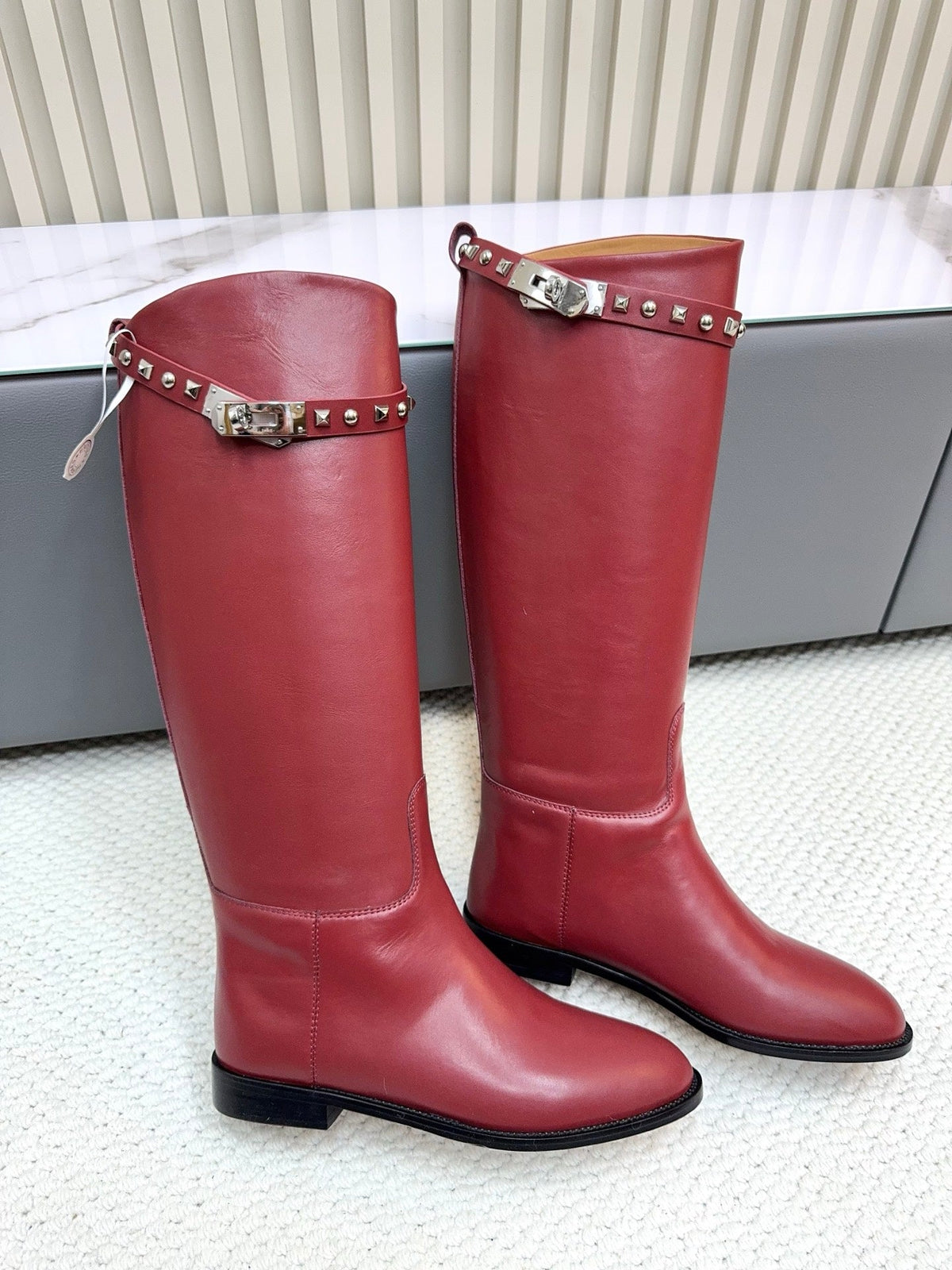 HM 25ss Kelly Buckle Riding Boots Red Cowhide 576124