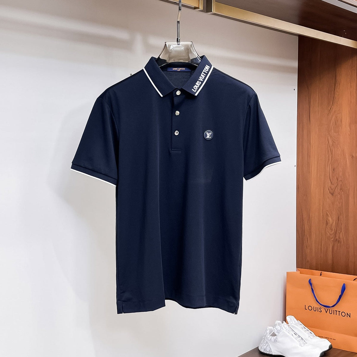 LV 2026 Men Short-sleeved Polo Shirt Navy Blue Fabric 303338