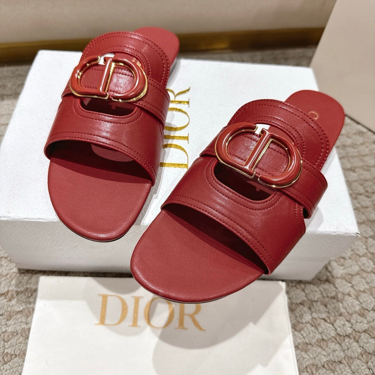 CD 25 letter hollow flat sandals red calfskin 396104