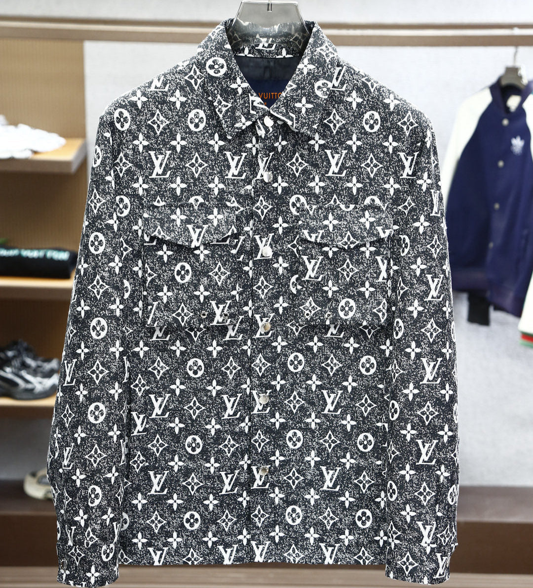 LV SHIRT JACKET IN BLACK MONOGRAM WASHED DENIM 238941
