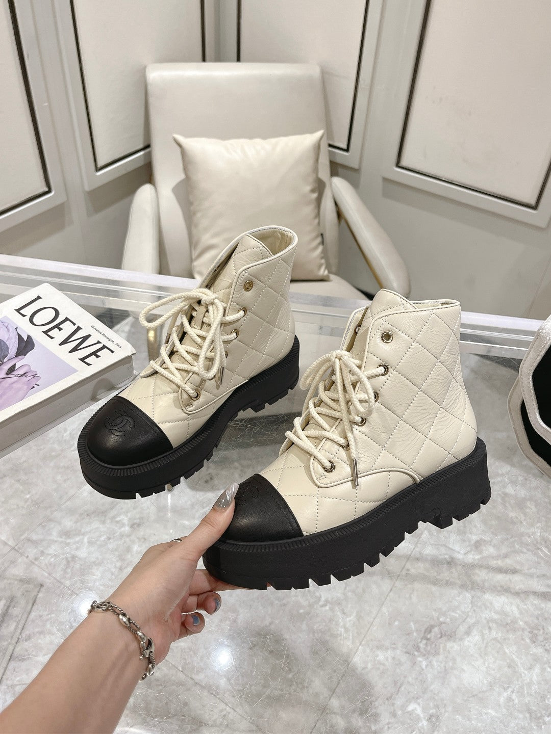 CC Combat Boots 50mm In Ivory White Mix Black Quilted Cowhide And Lambskin 944662