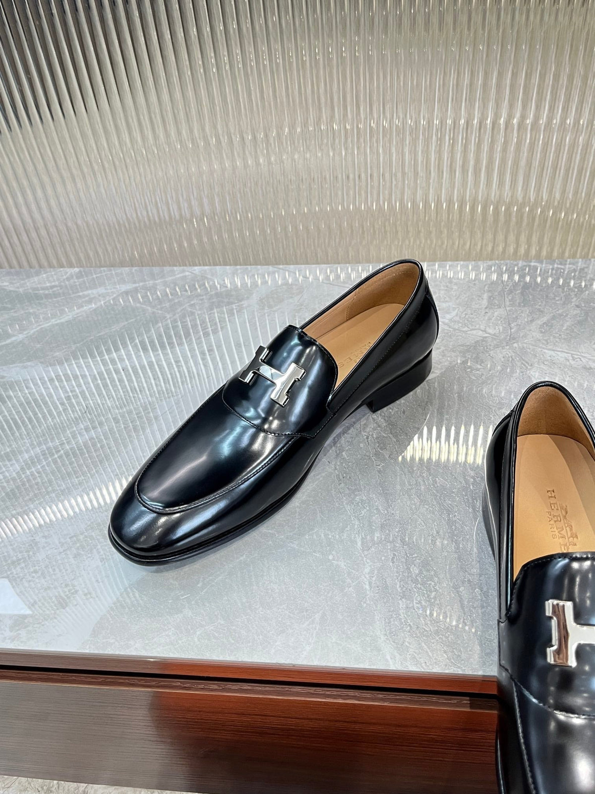 HM H-BUCKLE LOAFER GLOSSY BLACK CALFSKIN