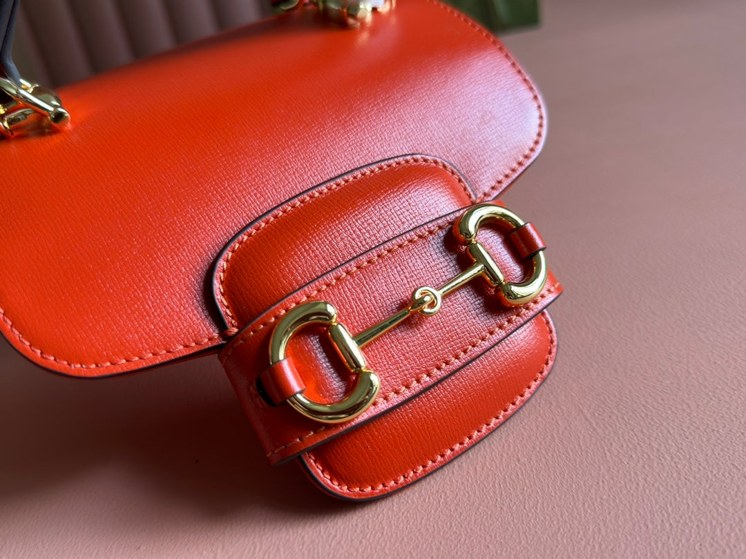 Gucci Horsebit Bag Red Leather 239808