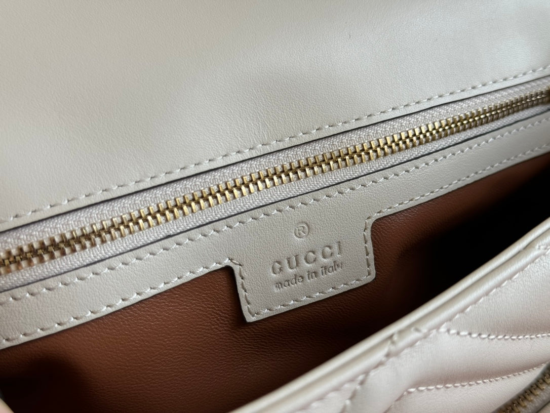 MARMONT SMALL MULTI-POCKET BAG 25 IN WHITE CALFSKIN GOLD HARDWARE