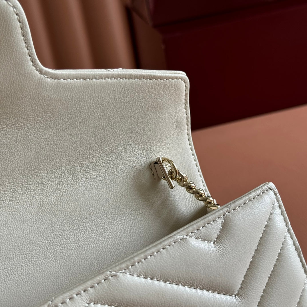 Gucci Marmont Chain Wallet White Cowhide 254967