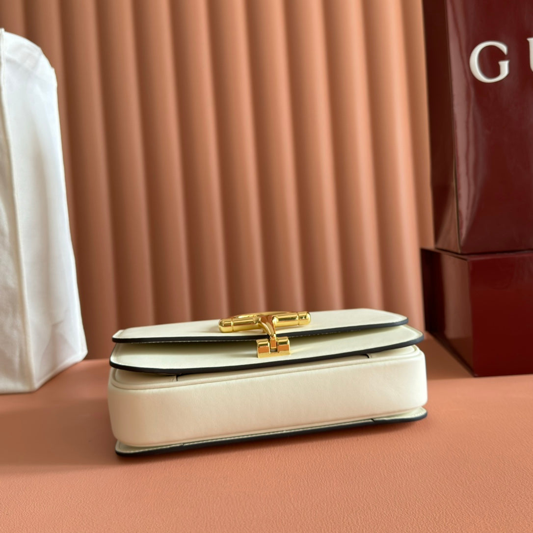 Gucci Siena Small Shoulder Bag White Leather 272120