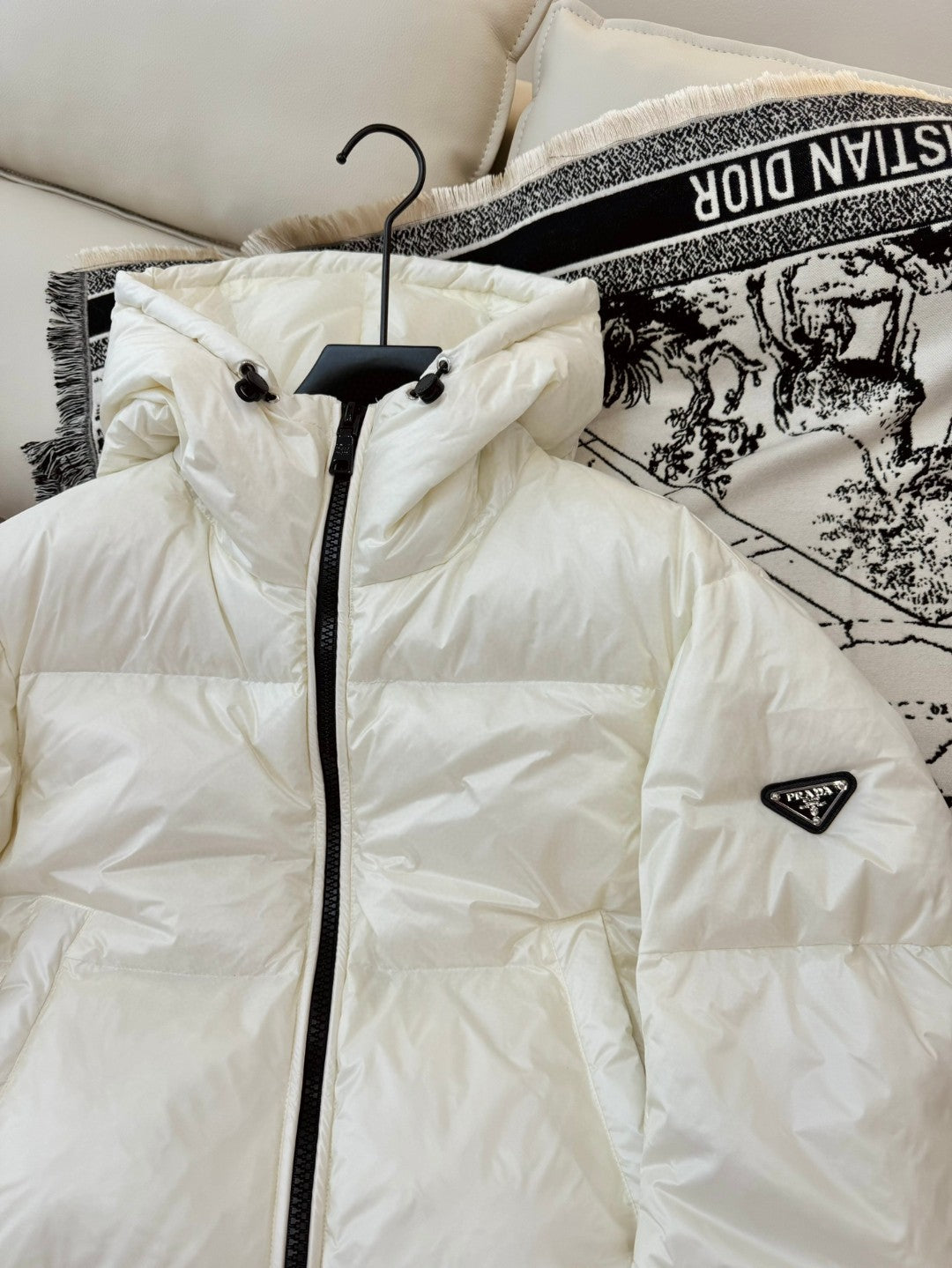 Prada 25 Short Jacket White Down Polyester 317485