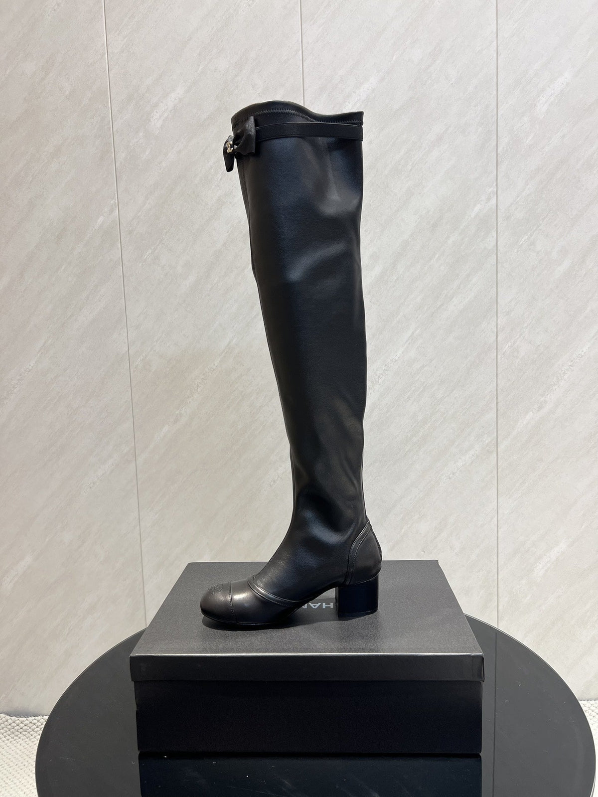 CC 25 Bowknot Stretch Boots Black Sheepskin 516420