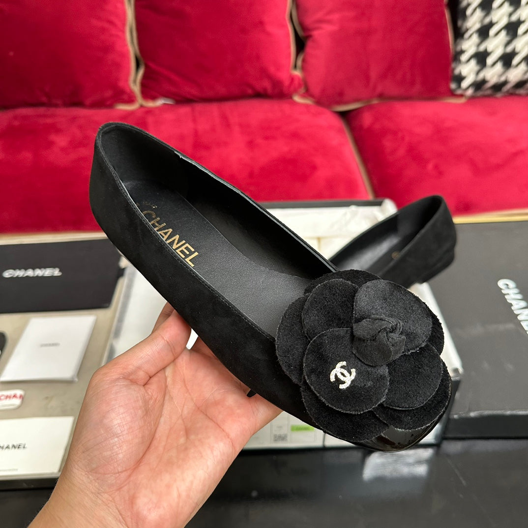 ballet flat flower all black suede