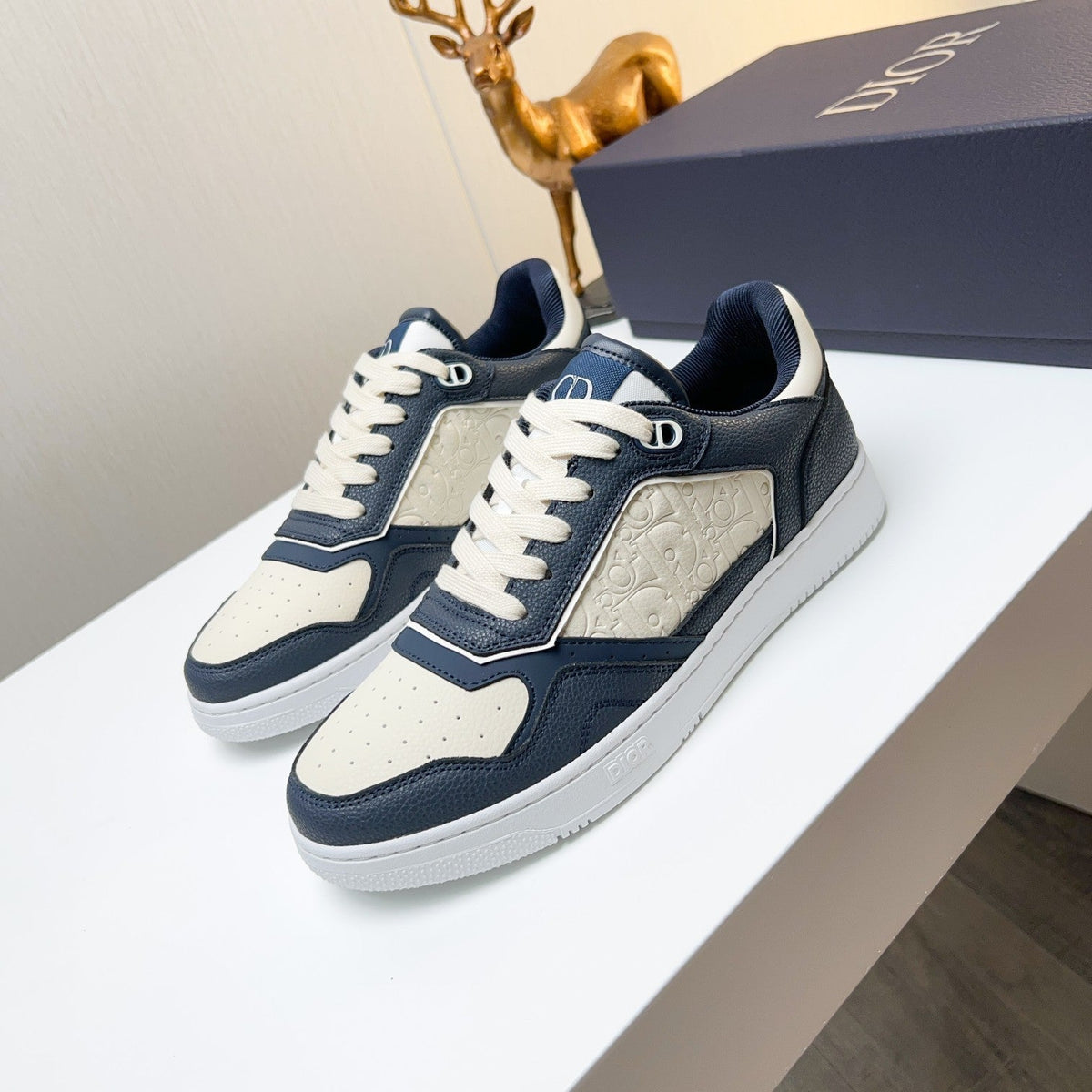 CD 25 B57 Sneaker Blue White Cowhide 750640