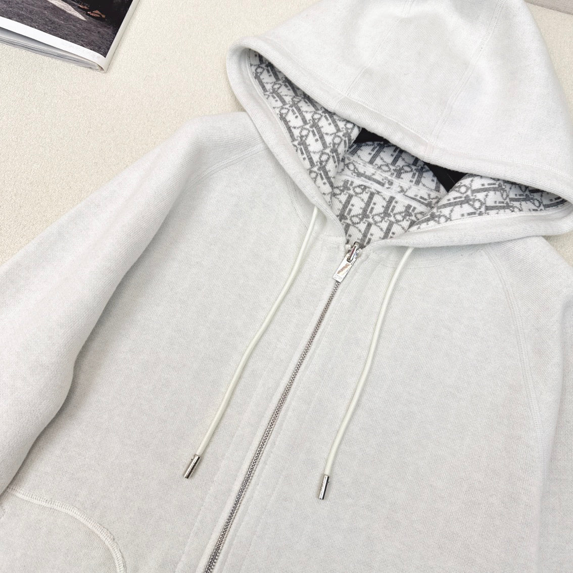 CD Unisex Jacket White mix grey Cashmere 584747