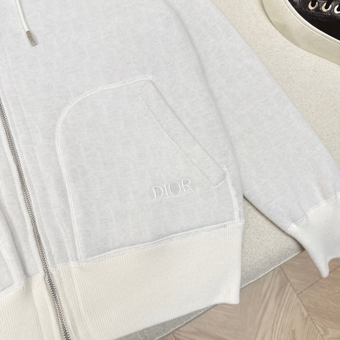 CD Unisex Jacket White mix grey Cashmere 584747