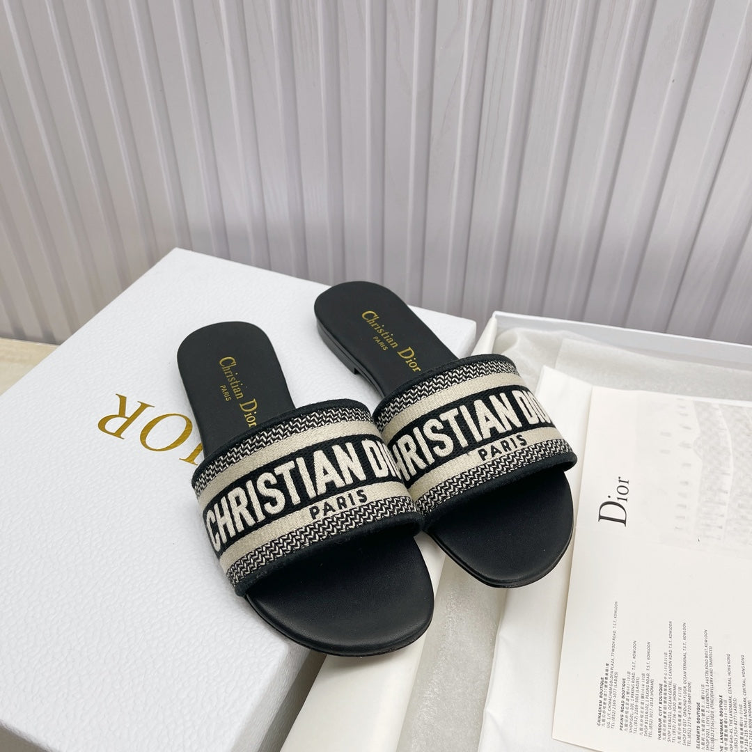 CD Mule Dway Slide 10mm Black Embroidery